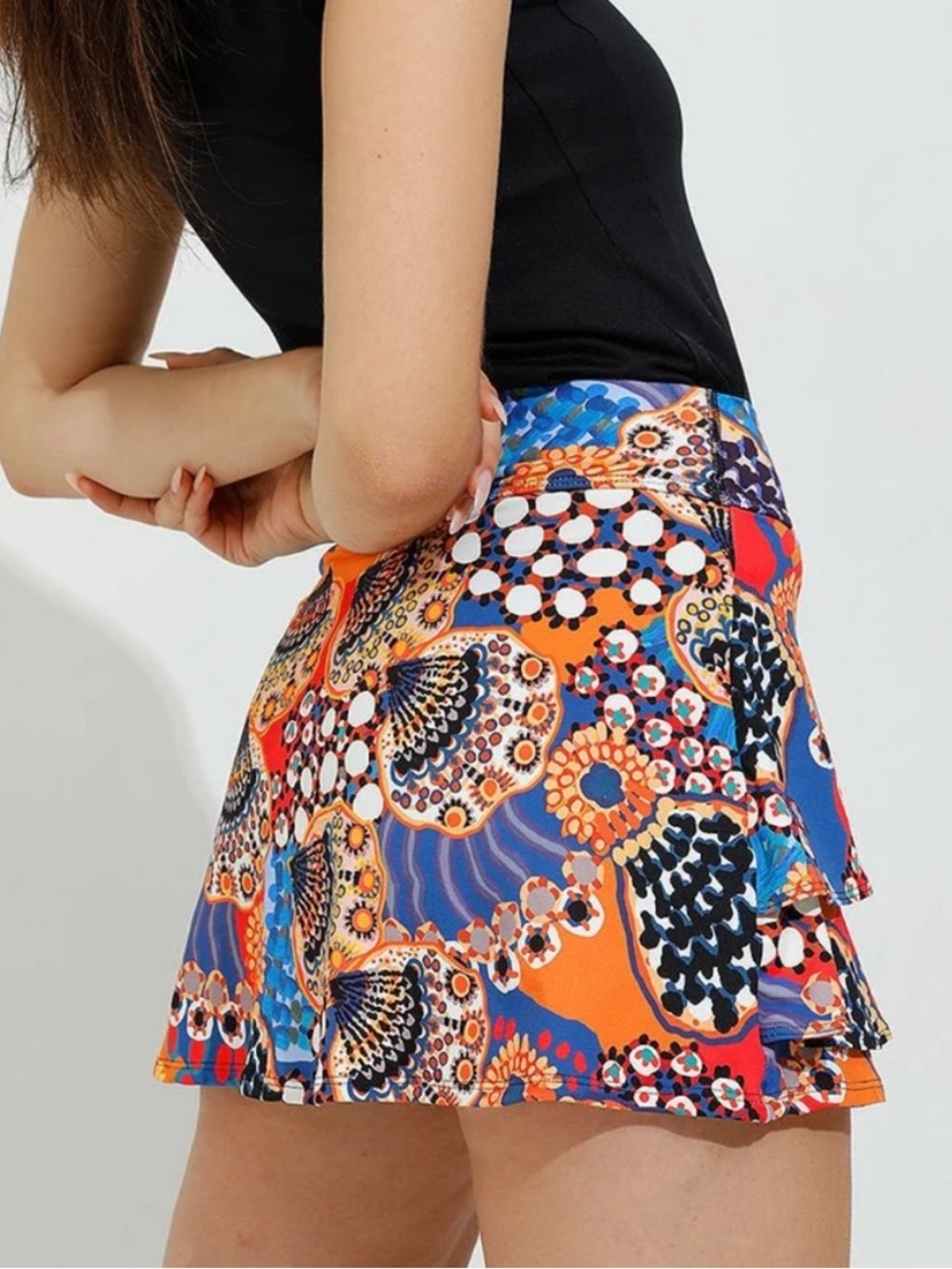 Dona Jo Spin Skirt Skort Compression Abstract Seashell Print Ruffle Athleisure